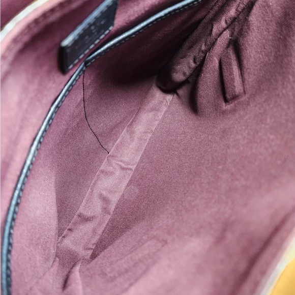 SOLD Louis Vuitton Madagascar crossbody - Picture 14 of 16